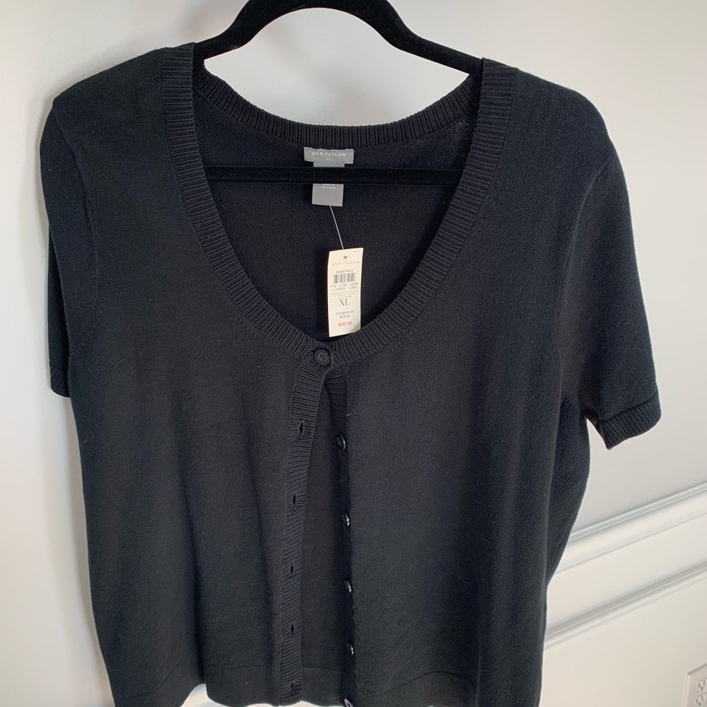 NWT: Ann Taylor Black Cardigan Short SleeveSize XL - Picture 4 of 4